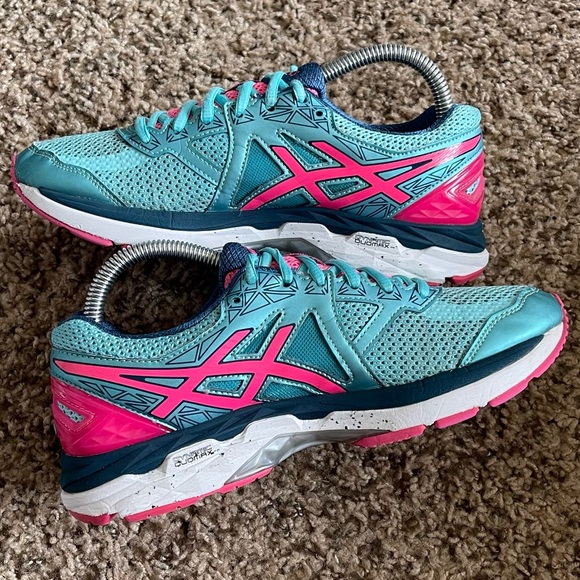 Asics GT-2000 4 Running Shoes Women’s Size 7 - Picture 4 of 8